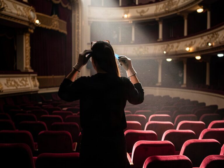 La Chaleur des Choses en Attente